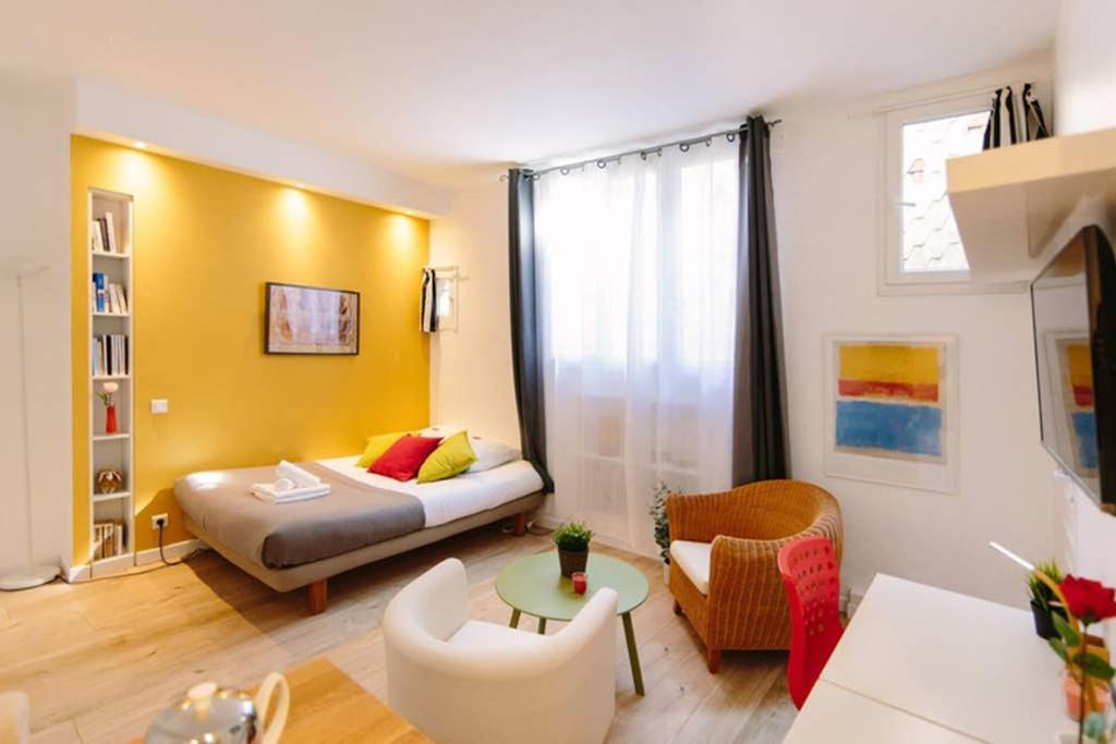 Lulu, Le Studio Du Chateau Apartment Nantes Bagian luar foto